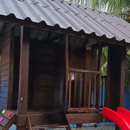 Casa Tiga Homestay Besut Kampung Kuala Besut Bagian luar foto