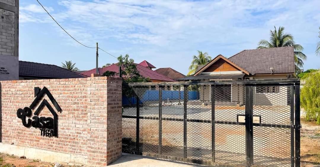 Casa Tiga Homestay Besut Kampung Kuala Besut Bagian luar foto