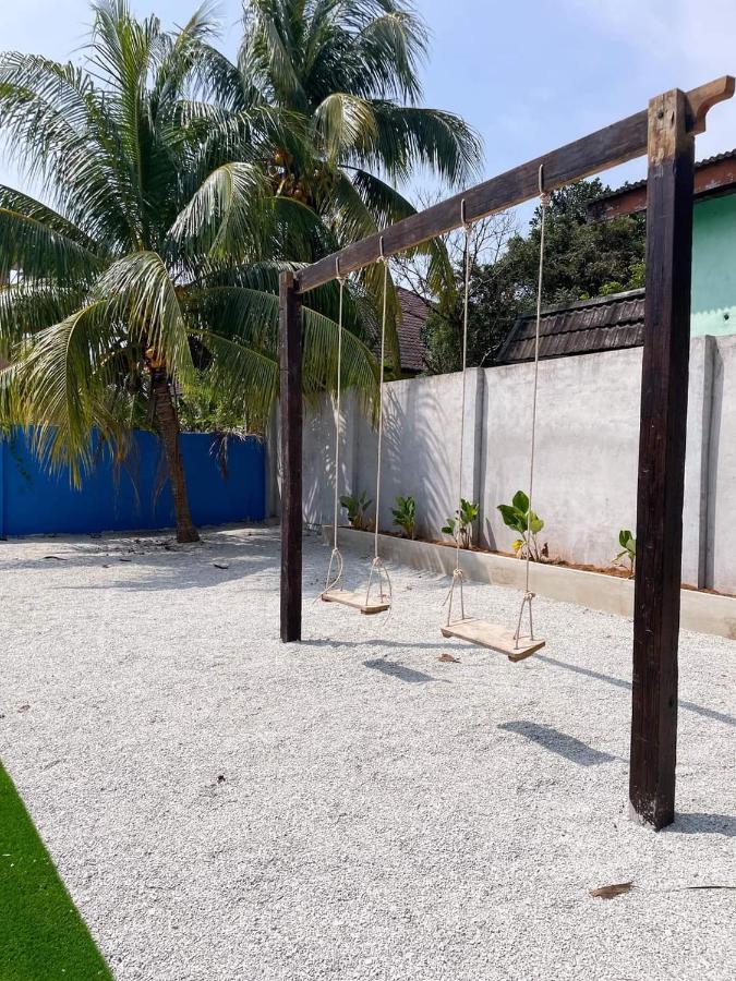 Casa Tiga Homestay Besut Kampung Kuala Besut Bagian luar foto