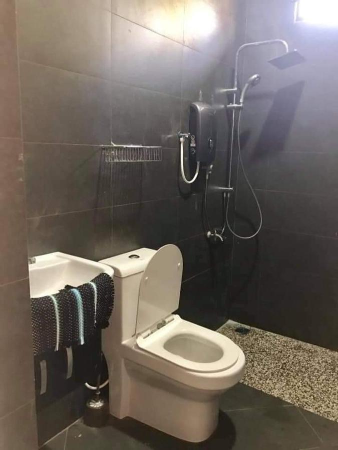 Casa Tiga Homestay Besut Kampung Kuala Besut Bagian luar foto