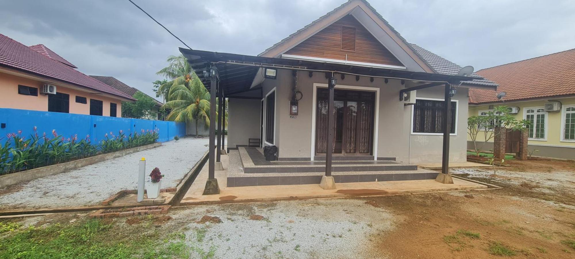 Casa Tiga Homestay Besut Kampung Kuala Besut Bagian luar foto