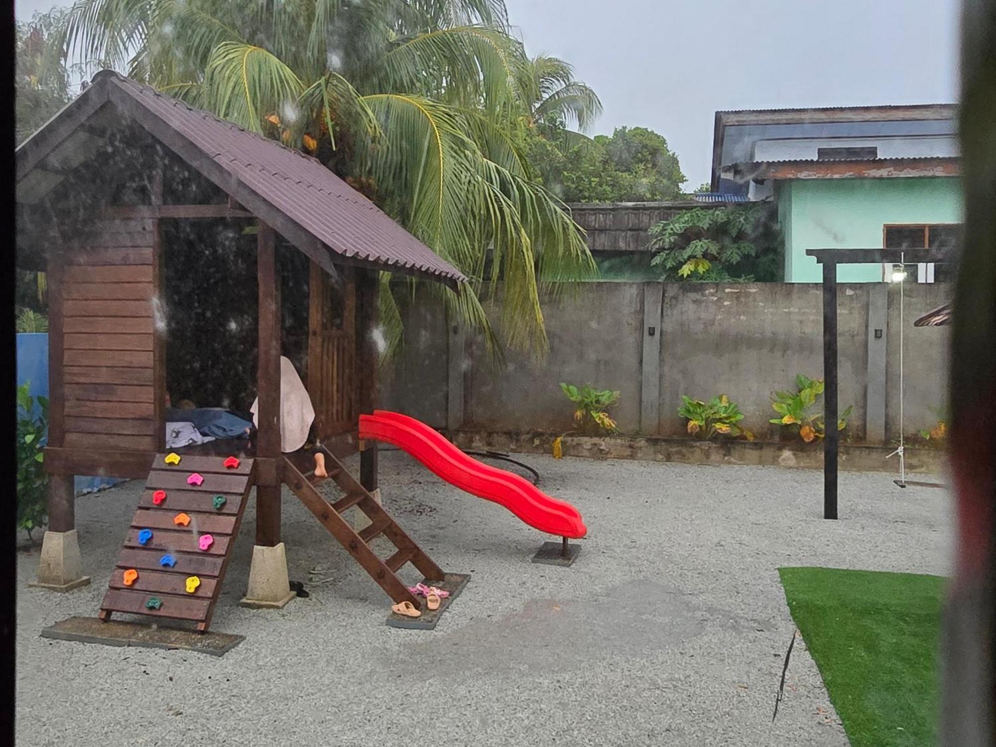 Casa Tiga Homestay Besut Kampung Kuala Besut Bagian luar foto